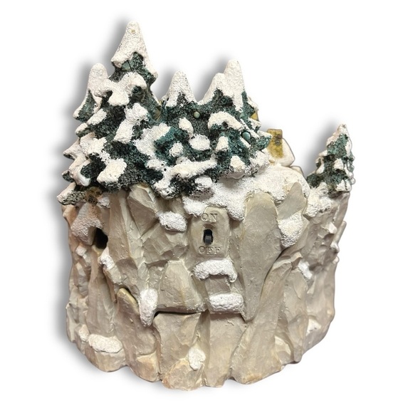 Vintage 1997 Thomas Kinkade Winter Wonderland Christmas Tabletop Fountain Light - Picture 4 of 7